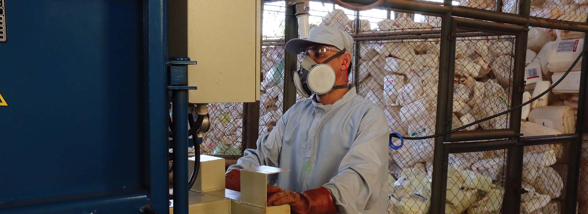 Operador da central de Rondonópolis da inpEV